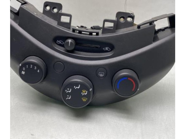 Блок управления климат-контролем 95979291   Chevrolet Spark