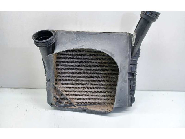 Интеркулер 95811064011, 7L6145804A Porsche Cayenne (9PA)