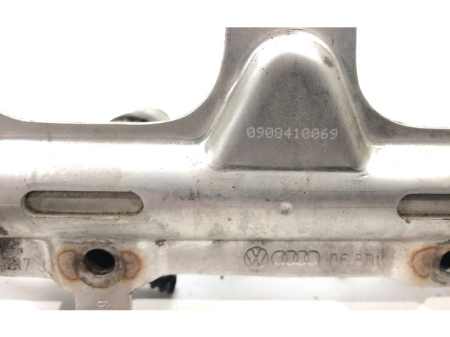 Vstřikovací lišta 06J133036B Volkswagen Tiguan