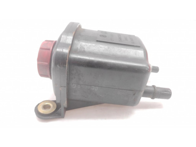 Бачек жидкости усилителя руля