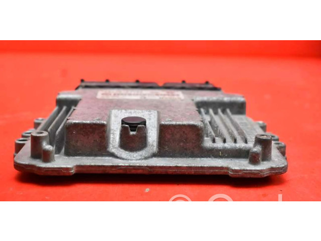 Блок управления двигателем Блок управления 39113-27405   Hyundai Sonata