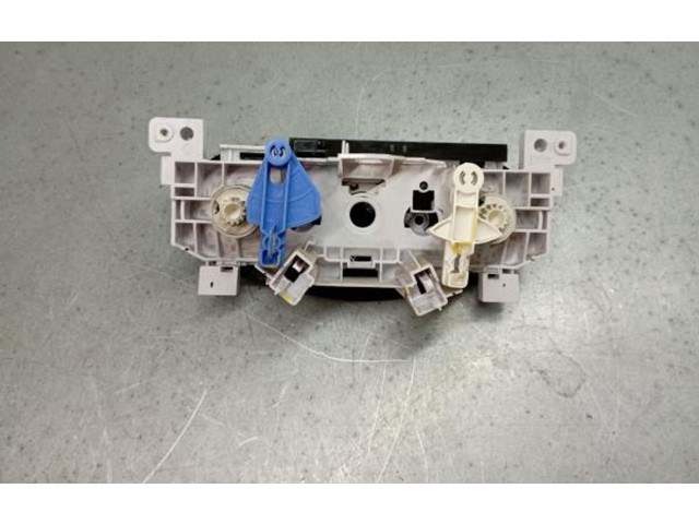 Блок управления климат-контролем N106278B, T1001639U   Dacia Duster