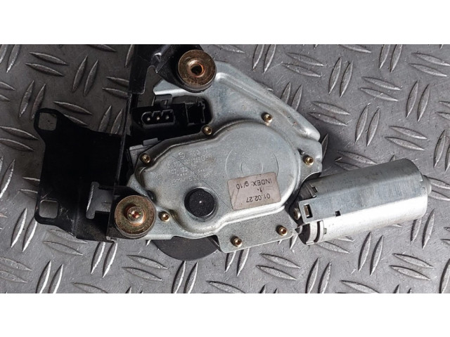 Моторчик заднего дворника 69036679    BMW 3 E46