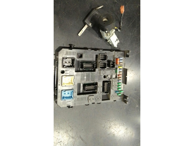 Комплект блоков управления    Peugeot Partner