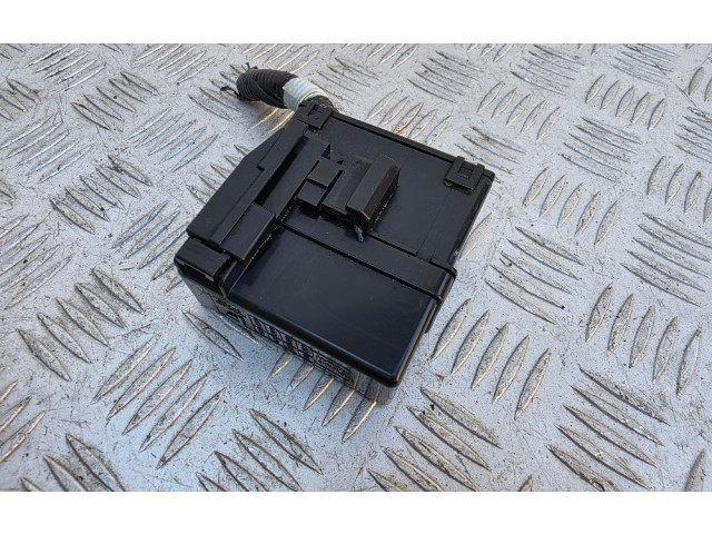 Блок предохранителей     Infiniti QX60 L50    