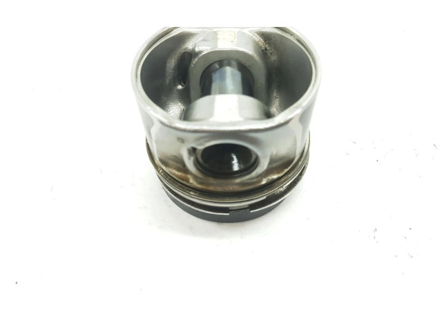 Поршень с шатуном 03L107065J, 03L107065J Volkswagen Caddy