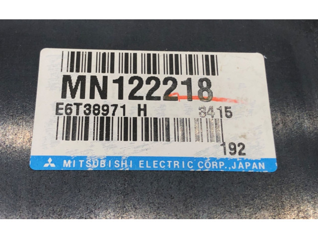Блок управления двигателем Блок управления MN122218 Mitsubishi Outlander