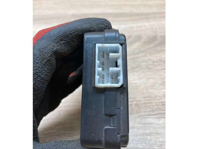 Блок предохранителей 38600SN7G020M1   Rover 600    