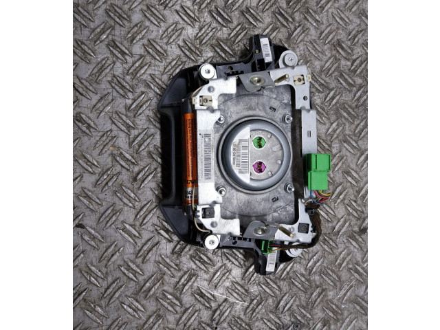 Подушка безопасности водителя    Volvo V70