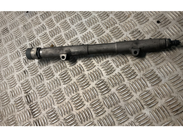 Топливная рампа    Volvo XC90  