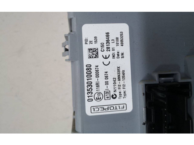 Блок предохранителей 01353010080, 28136466   Citroen Nemo    