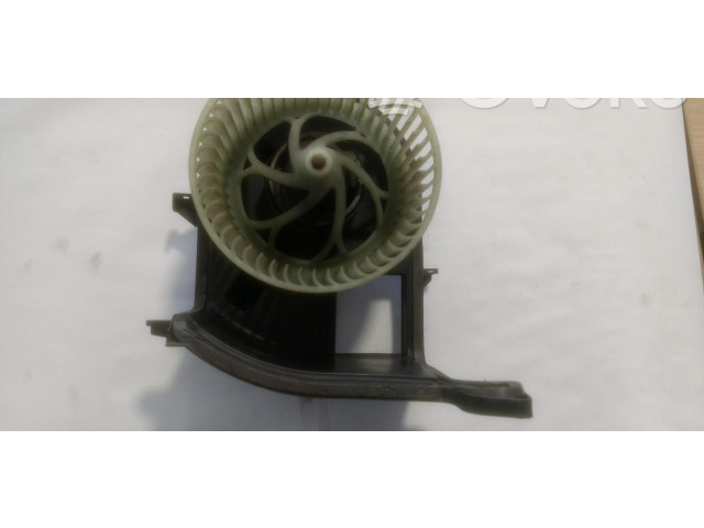 Вентилятор печки    127121200   Renault Clio II