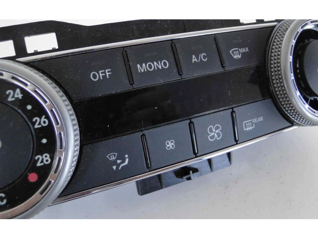 Блок управления климат-контролем A2049009104   Mercedes-Benz GLK (X204)