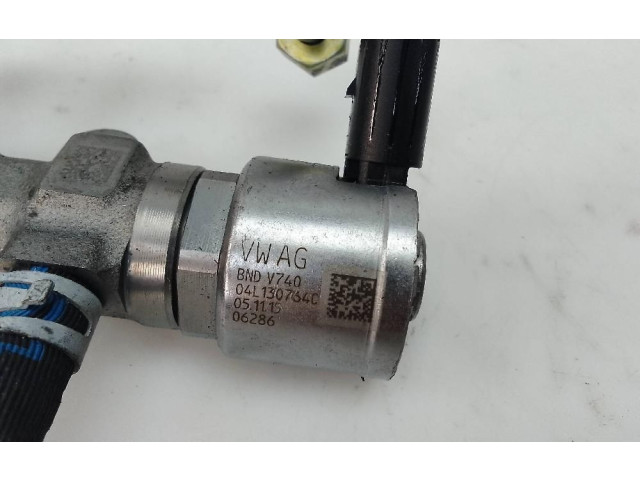 Топливная рампа 04L089G Audi Q3 8U