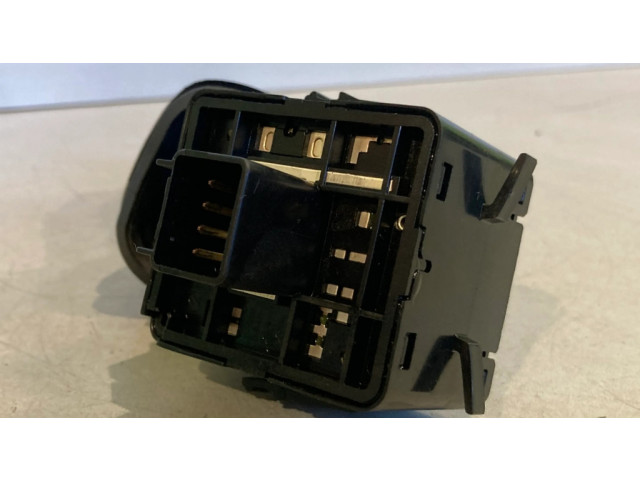 Ручка стеклоочистителей 202005410   Chevrolet Captiva