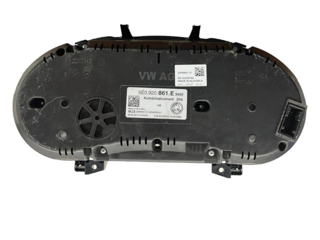 Панель приборов 5E0920861E, 2508993 Skoda Octavia Mk3 (5E)