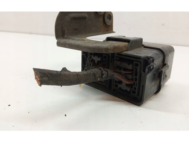 Pojistková skříňka 056800-2920 Mitsubishi Pajero 2003