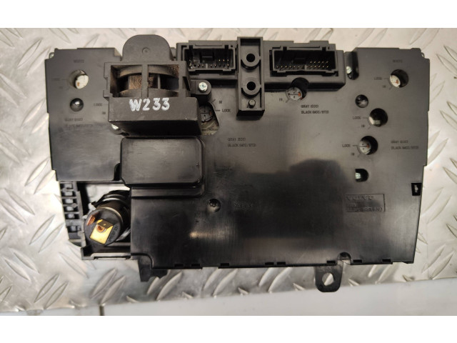 Блок управления климат-контролем    Volvo S80