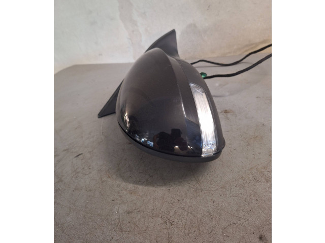 Zpětné zrcátko  Volkswagen Tiguan 2009    