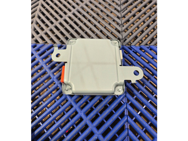 Pojistková skříňka Řídící jednotka BSM 8989212010, 1751007301 Lexus CT 200H 2012