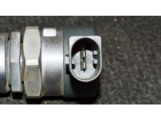 Vstřikovací lišta BMW 7 F01 F02 F03 F04 pro naftový motor 3.0 N57 D30 A