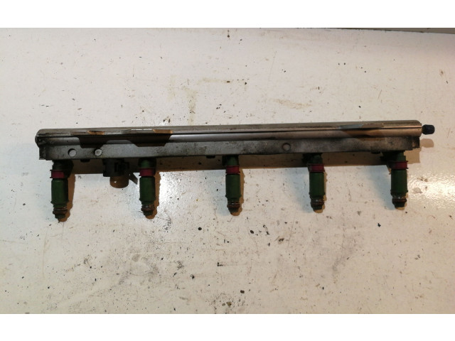 Подушка безопасности водителя 39053107 Volvo V70