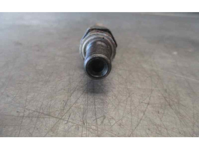 Форсунка MD165282 Mitsubishi Galant 4D68