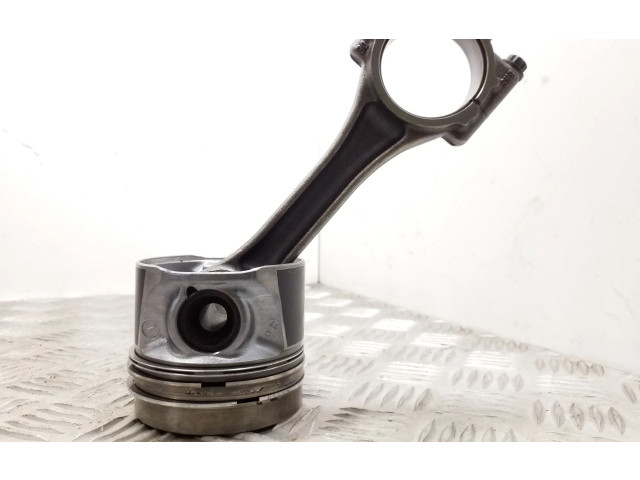 Поршень с шатуном Cay 03LA, 79L98 Volkswagen Golf VI