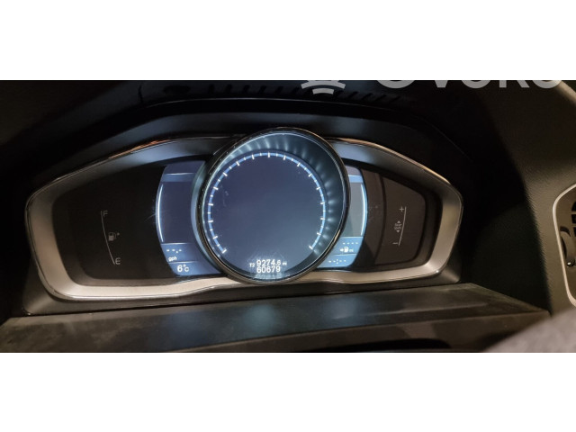 Панель приборов 31394751, 36011321   Volvo V60       