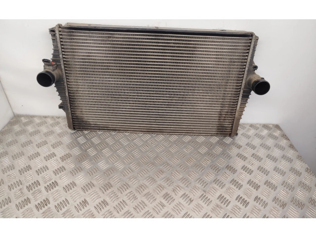 Интеркулер  30622083   Volvo V70 