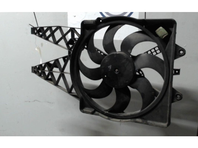 Вентилятор радиатора 55703902 Fiat Grande Punto 1.2