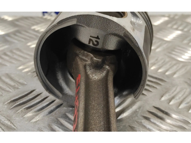 Píst    Seat Leon (1P)    BXE 