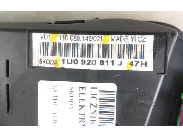 Панель приборов 110080146021, 1U0920811J   Skoda Octavia Mk1 (1U)       