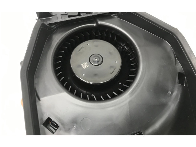 Вентилятор печки    A2059062601   Mercedes-Benz GLC AMG