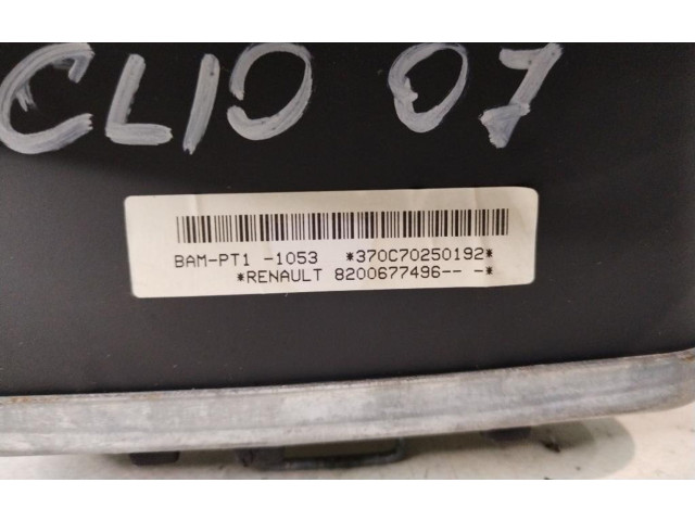 Подушка безопасности водителя 8200677496, 8200677496 Renault Clio III