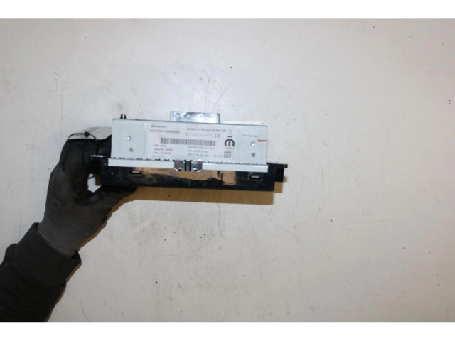 Дисплей       Jeep Compass