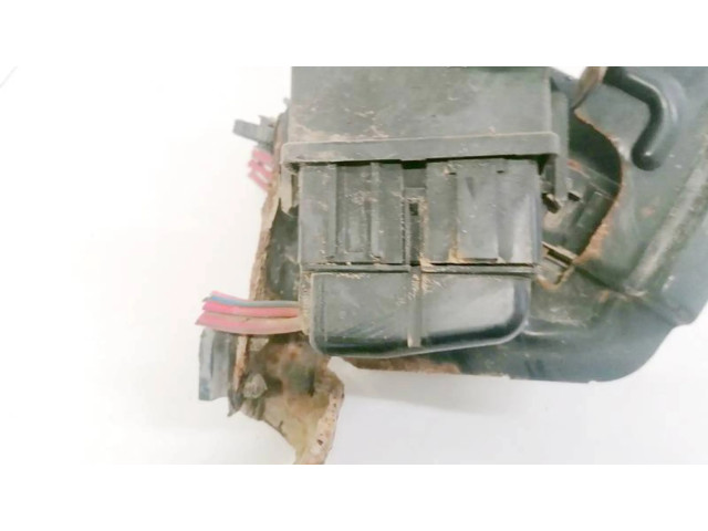 Pojistková skříňka Dodge Caliber 2006