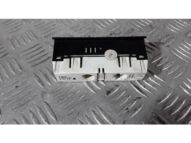 Дисплей    9366, 15000BF   Ford Mondeo MK I