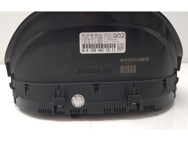 Панель приборов A1694401611, A1695407811   Mercedes-Benz A W169       