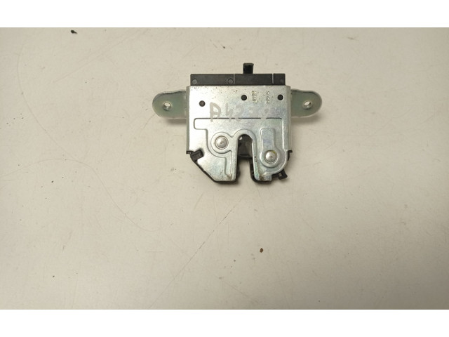 Zámek zadních dveří 39021416   Opel Astra K 2015