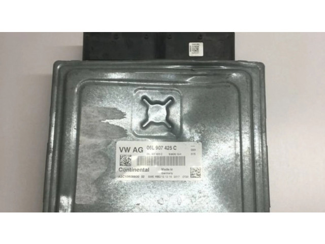 Блок управления двигателя 06L907425C   Audi A4 S4 B9