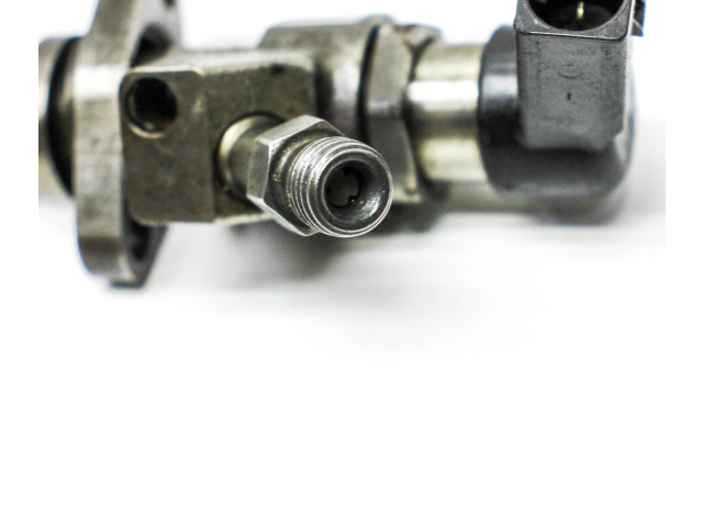 Форсунка 9657144580    Volvo C30  D 4204 T 