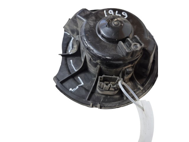 Вентилятор печки Volkswagen Caddy