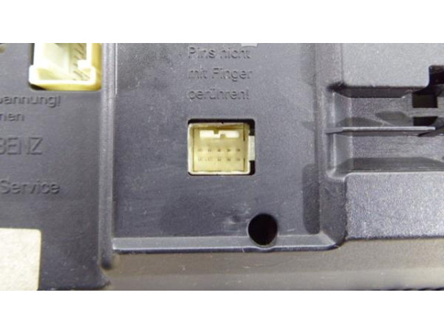 Přístrojová deska Mercedes-Benz S W221 2008 1036905326, 1036905326