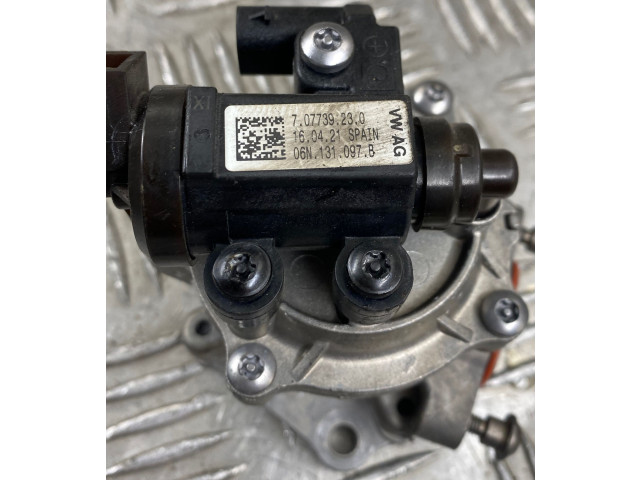 Vstřikovač 06N131097B Audi A6 S6 C8 4K