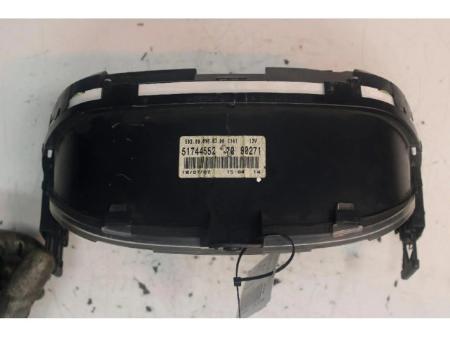 Přístrojová deska Fiat Punto (188) 1999 51744552