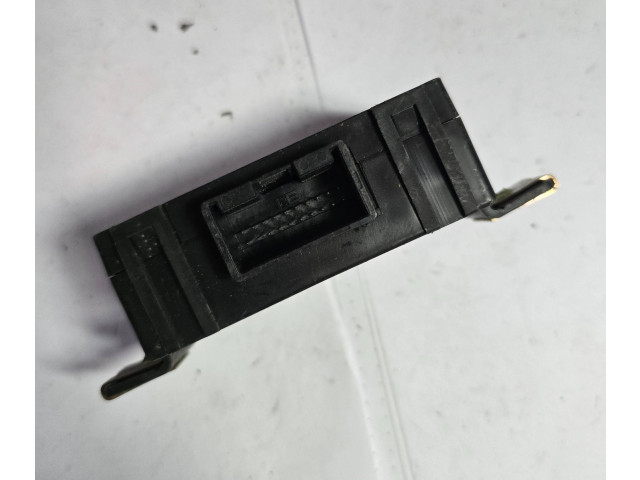 Блок управления сигнализации    4B0951173   Audi A6 S6 C5 4B