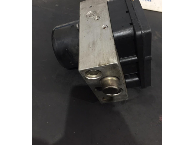 Блок АБС    SsangYong  Rexton I  2001 - 2017 года