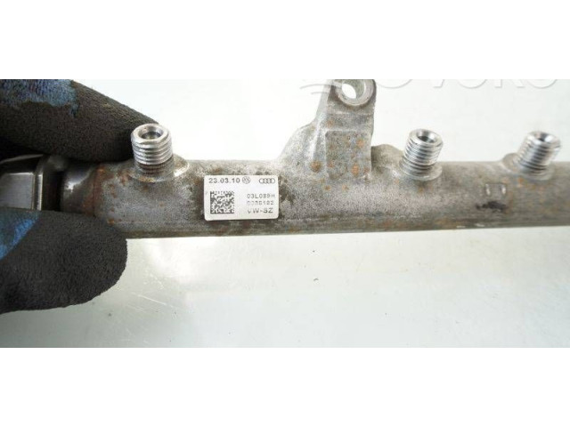 Топливная рампа 03L089H Volkswagen Golf VI для двигателя CAYN