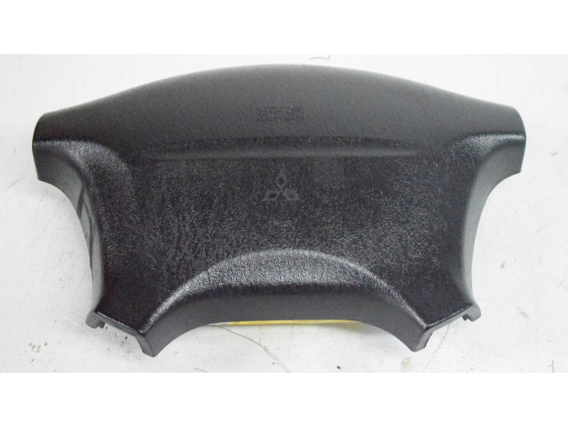 Подушка безопасности водителя    Mitsubishi Carisma